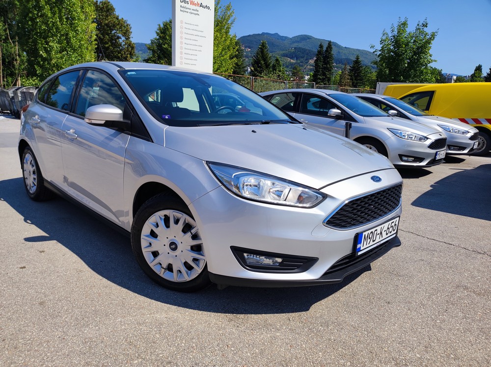 Ford Focus rent a car