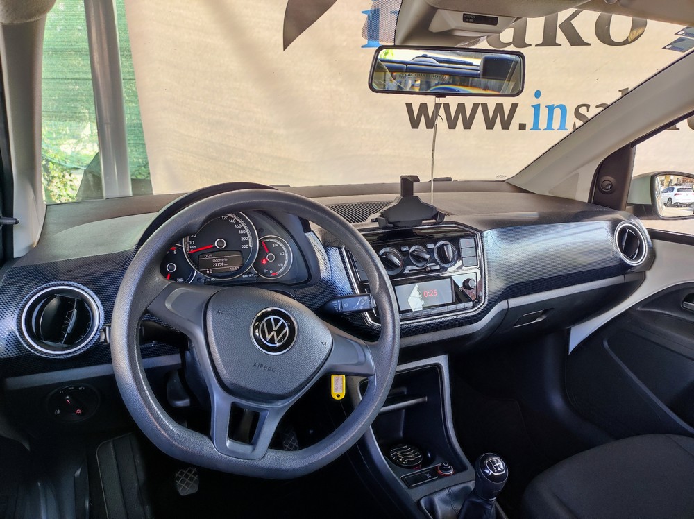 Novi Volkswagen UP rent a car