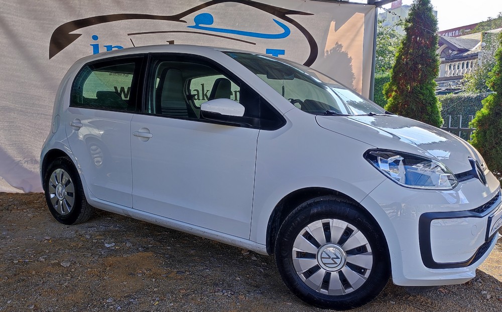 Novi Volkswagen UP rent a car